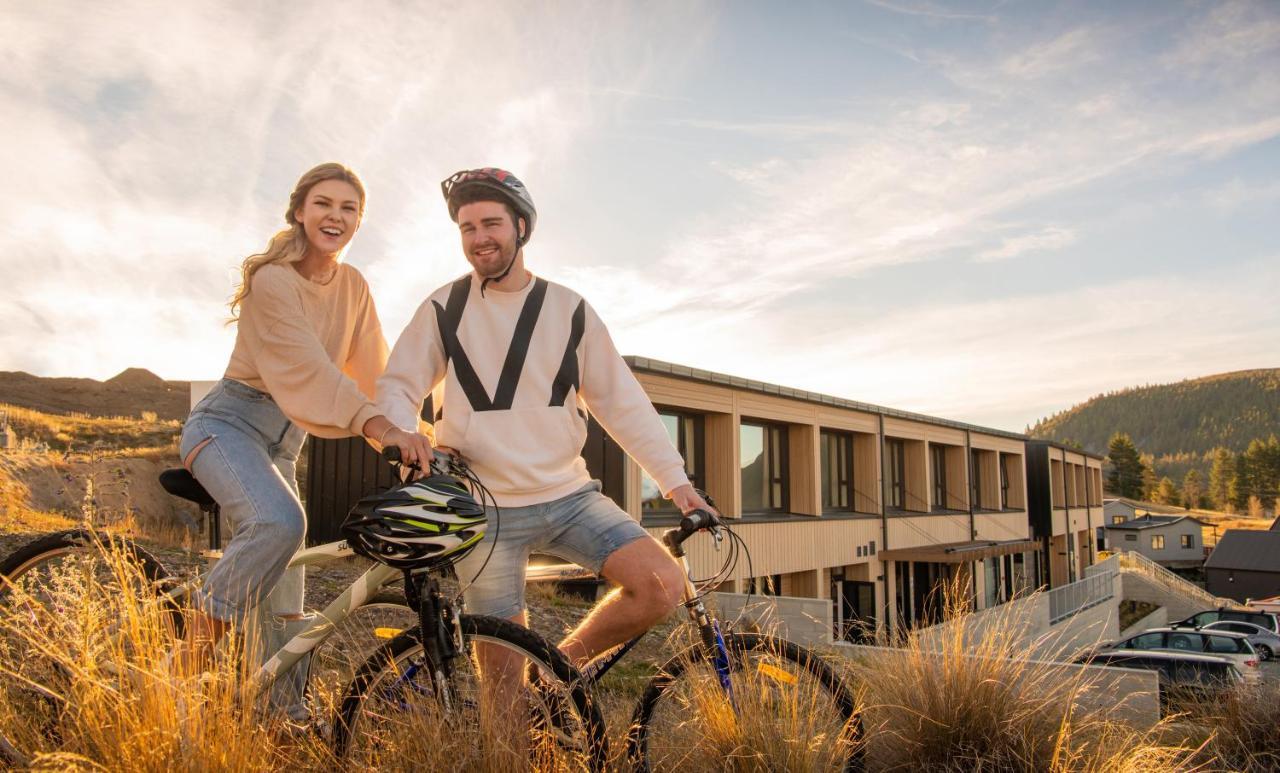 Galaxy Boutique Hotel Lake Tekapo Bagian luar foto The hotel in 2019