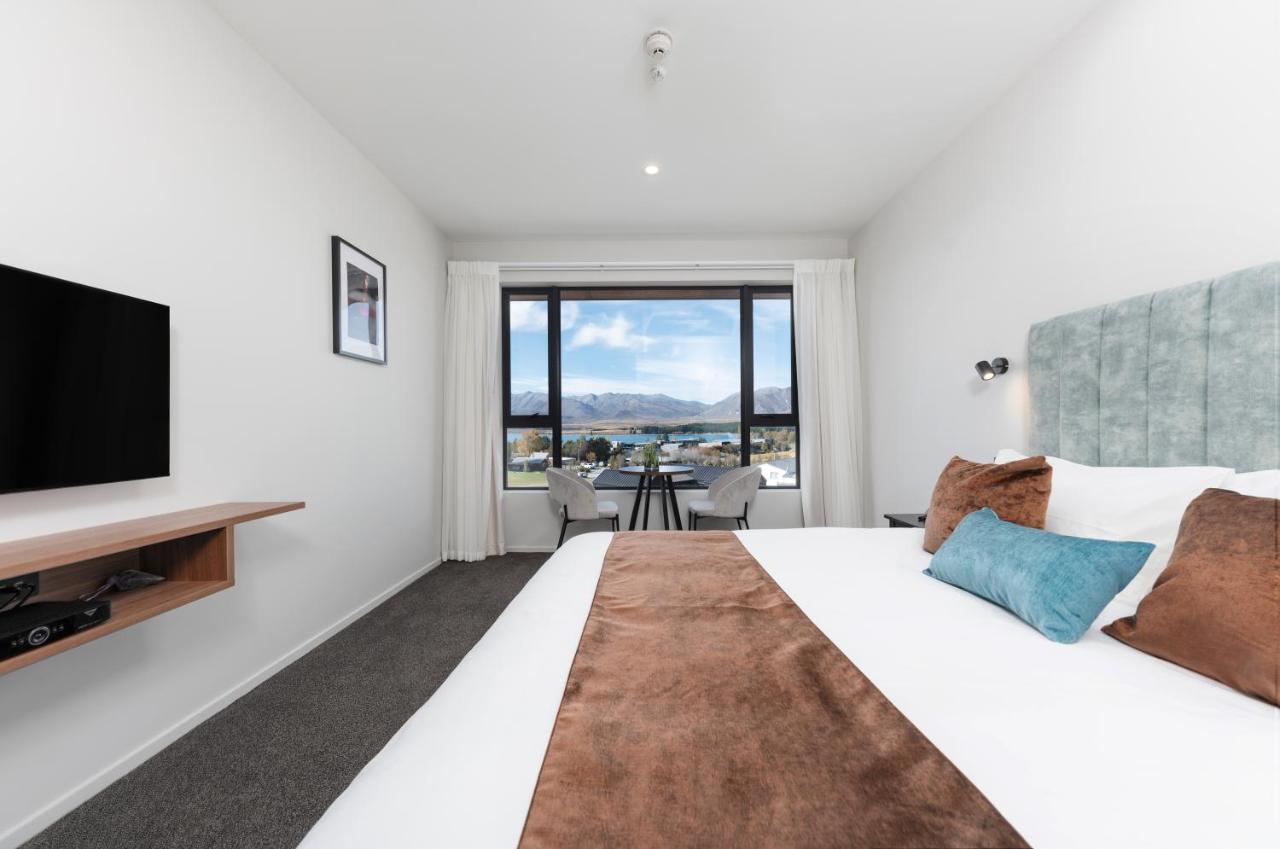 Galaxy Boutique Hotel Lake Tekapo Bagian luar foto A typical hotel room